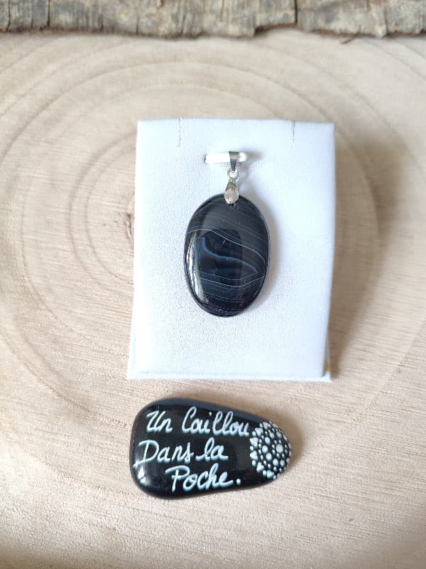 Agate-noire-34 Agate-noire-34