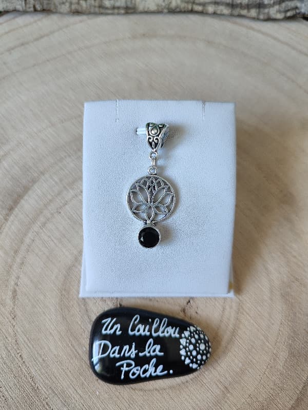 Agate-noire-40 Agate-noire-40