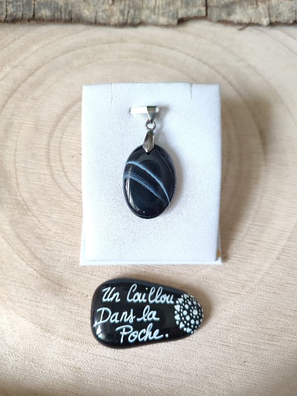 Agate-noire-41 Agate-noire-41
