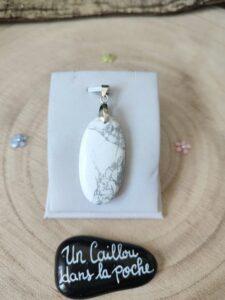 Howlite-37